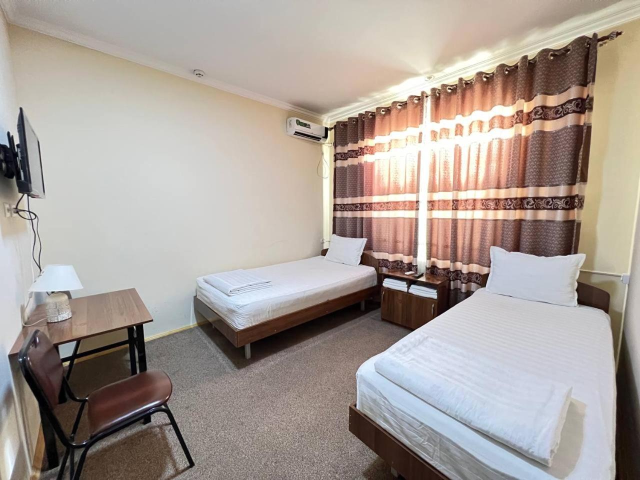 Orom Hotel Fergana Kültér fotó