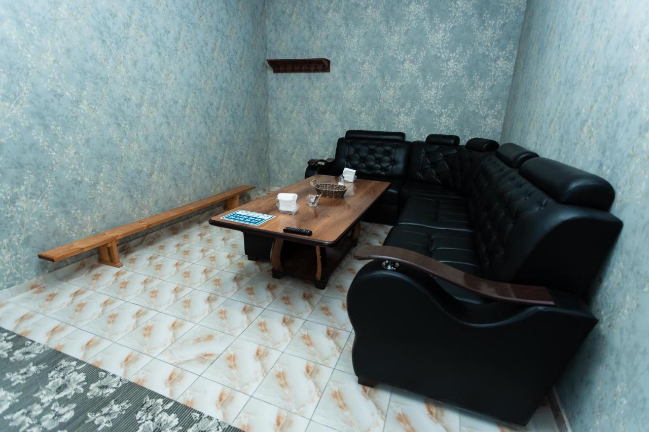Orom Hotel Fergana Kültér fotó
