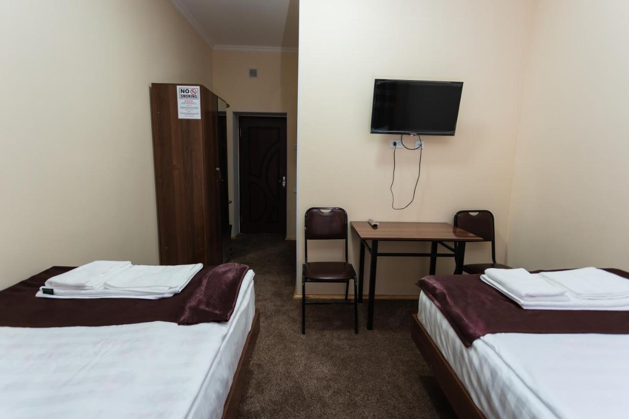 Orom Hotel Fergana Kültér fotó